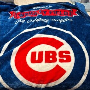 Genuine Merchandise MLB Blanket Wrigley field Chicago cubs throw!